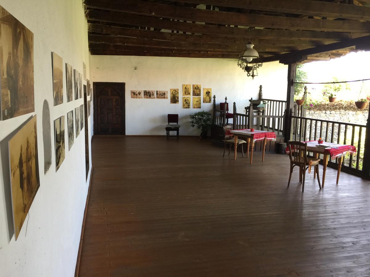 Pashko Vasa Guesthouse Shkoder Exterior photo